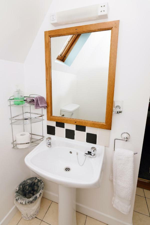 Bed and Breakfast Eagle Heights Інішкрон Екстер'єр фото